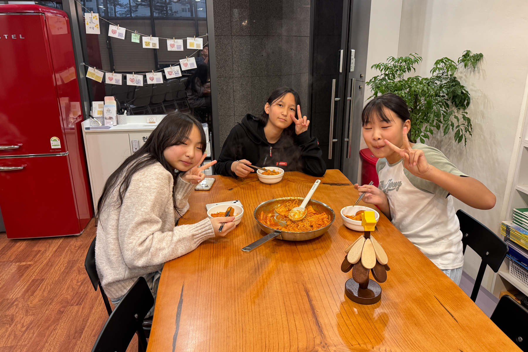 20250419-165759-mojinchan.jpg 20250419-165759-mojinchan.jpg