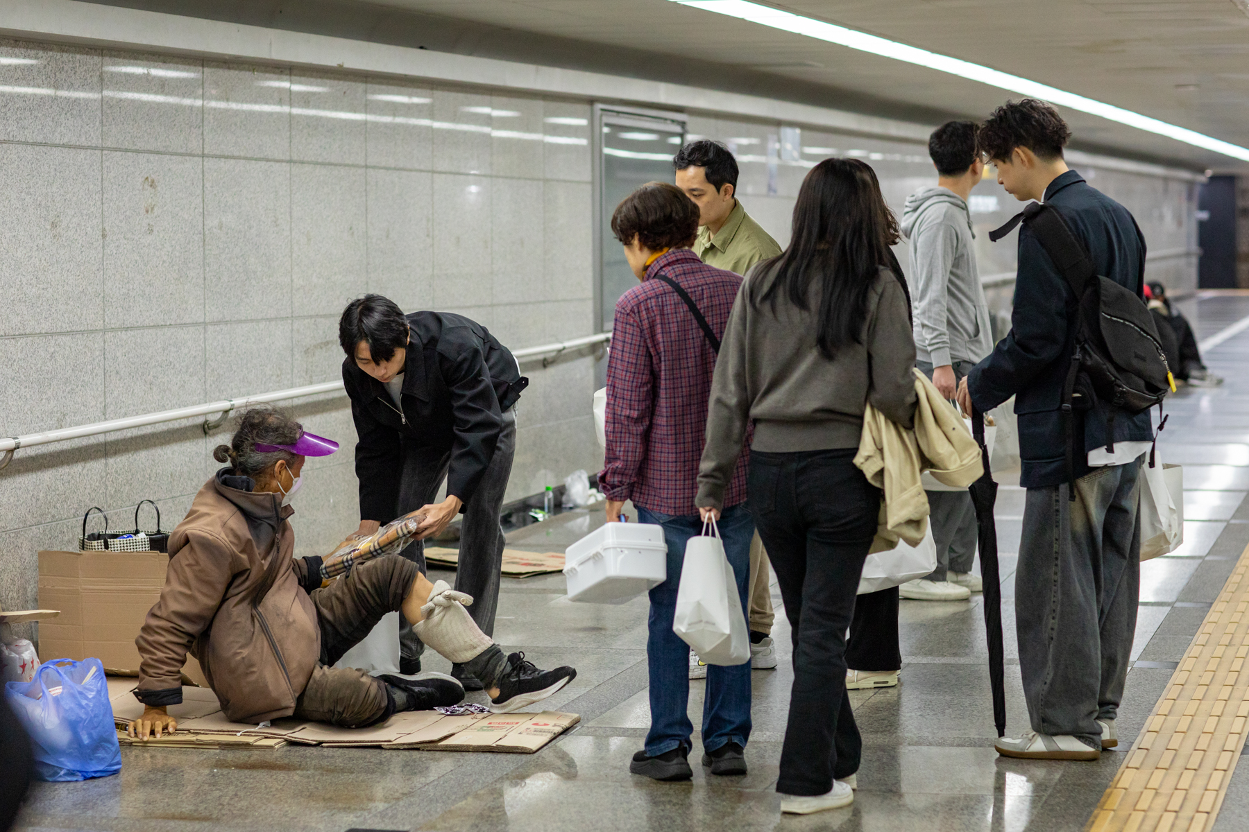 20251018-085105-mojinchan.jpg 20251018-085105-mojinchan.jpg