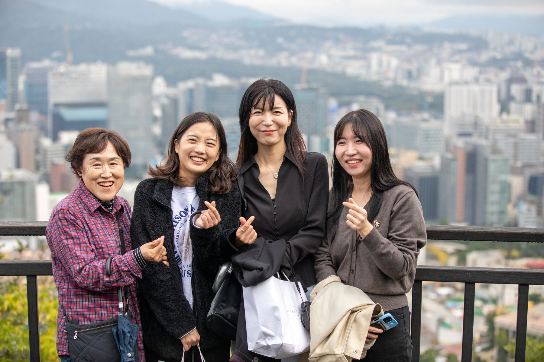 20251018-094519-mojinchan.jpg 20251018-094519-mojinchan.jpg