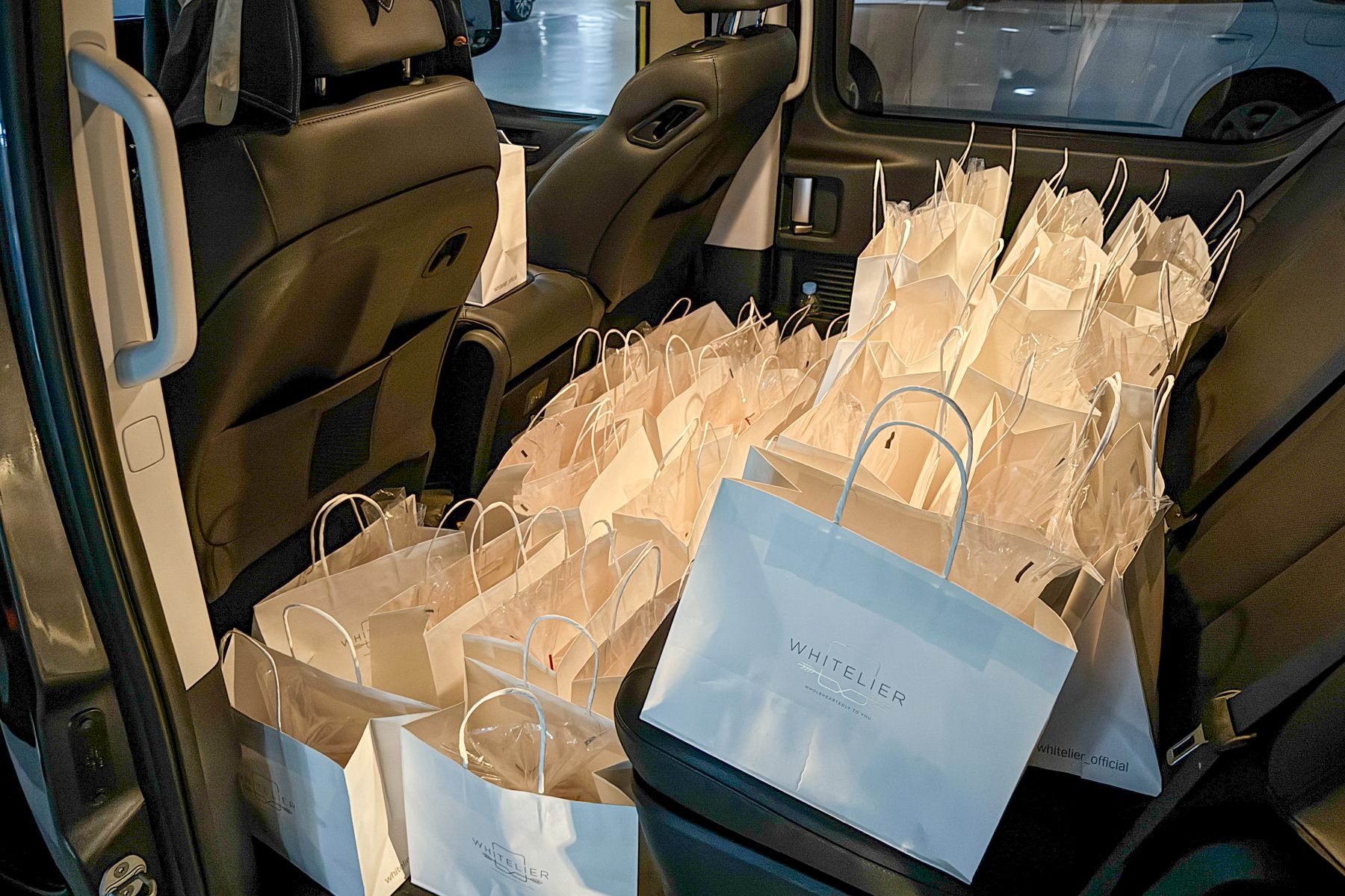 20251017-152302-mojinchan.jpg 20251017-152302-mojinchan.jpg