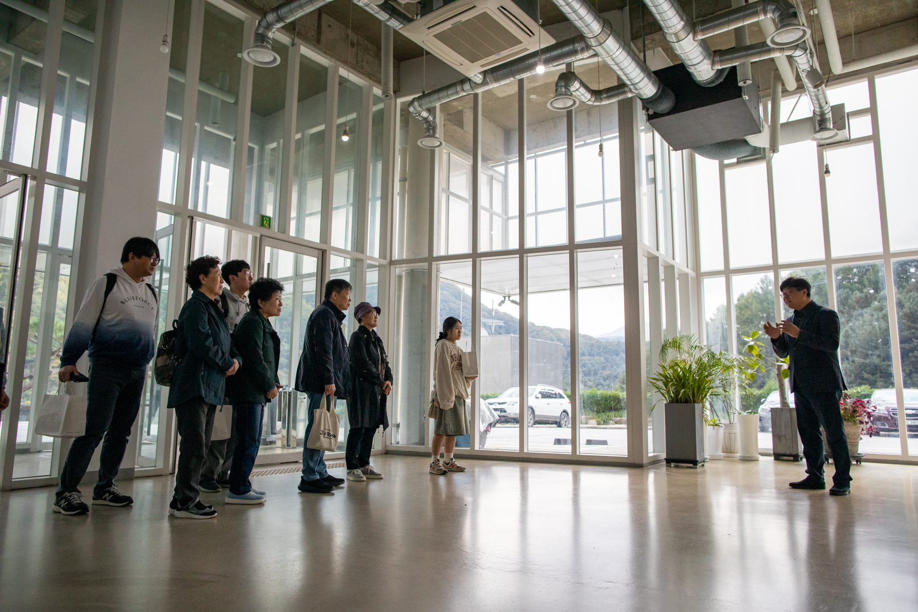 20251025-140955-mojinchan.jpg 20251025-140955-mojinchan.jpg