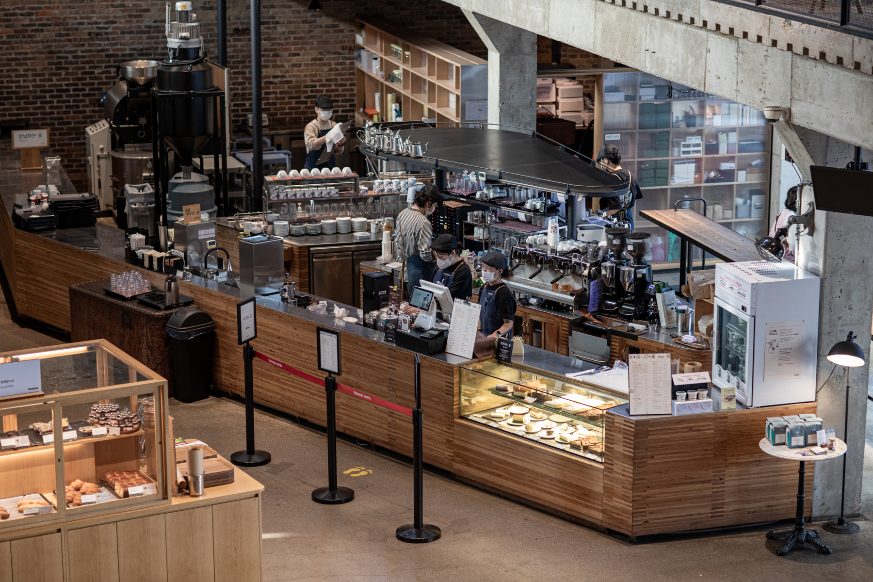 20251104-155105-mojinchan.jpg 20251104-155105-mojinchan.jpg