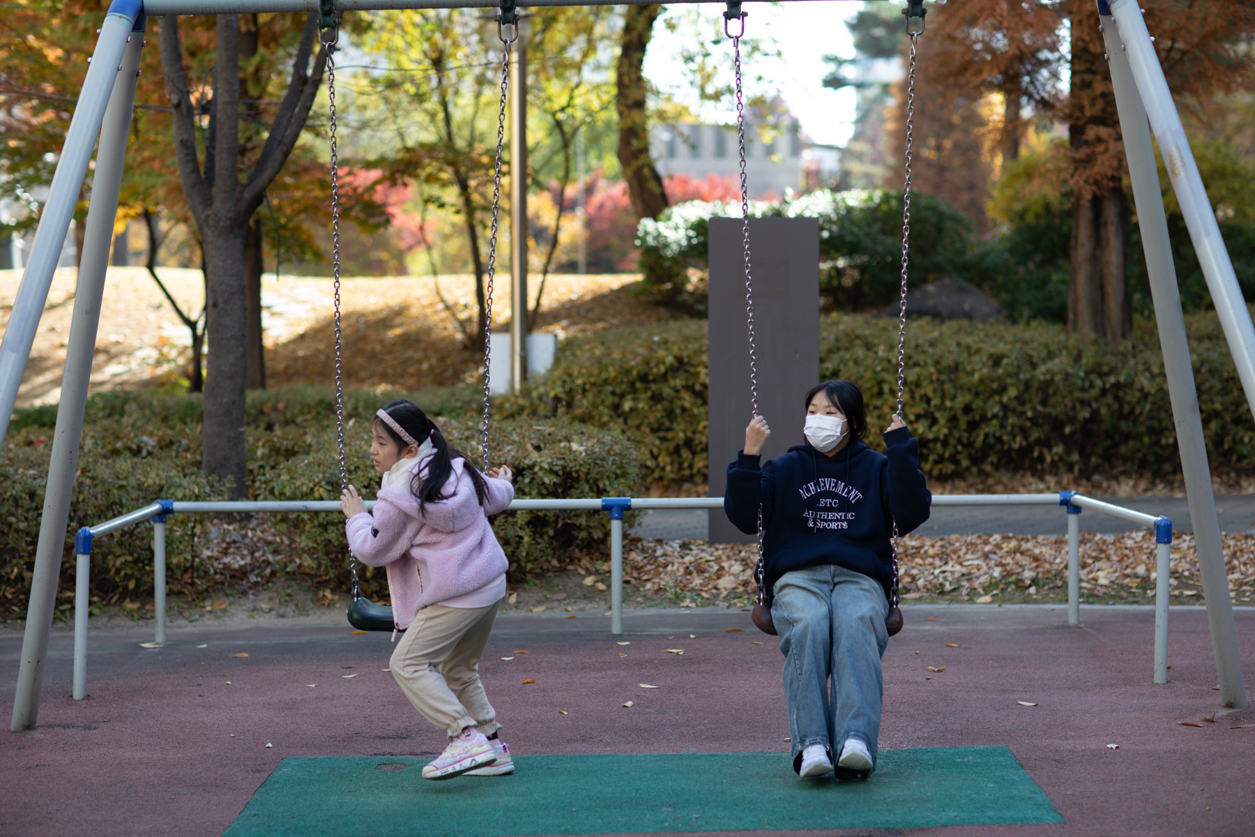 20251115-140328-mojinchan.jpg 20251115-140328-mojinchan.jpg