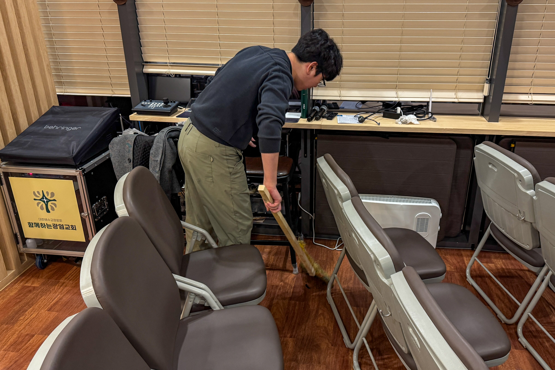 20251126-184313-mojinchan.jpg 20251126-184313-mojinchan.jpg