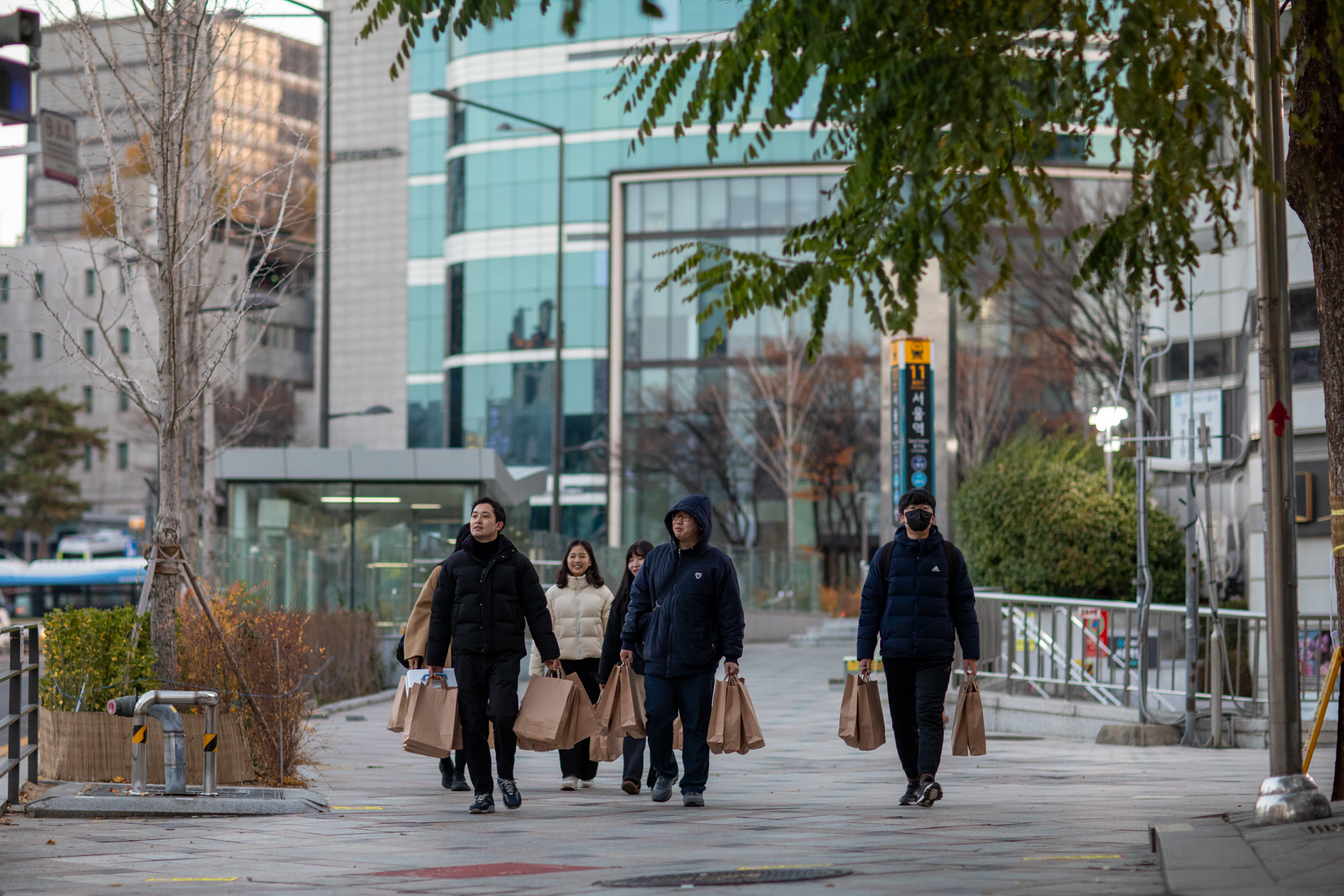 20251129-080632-mojinchan.jpg 20251129-080632-mojinchan.jpg