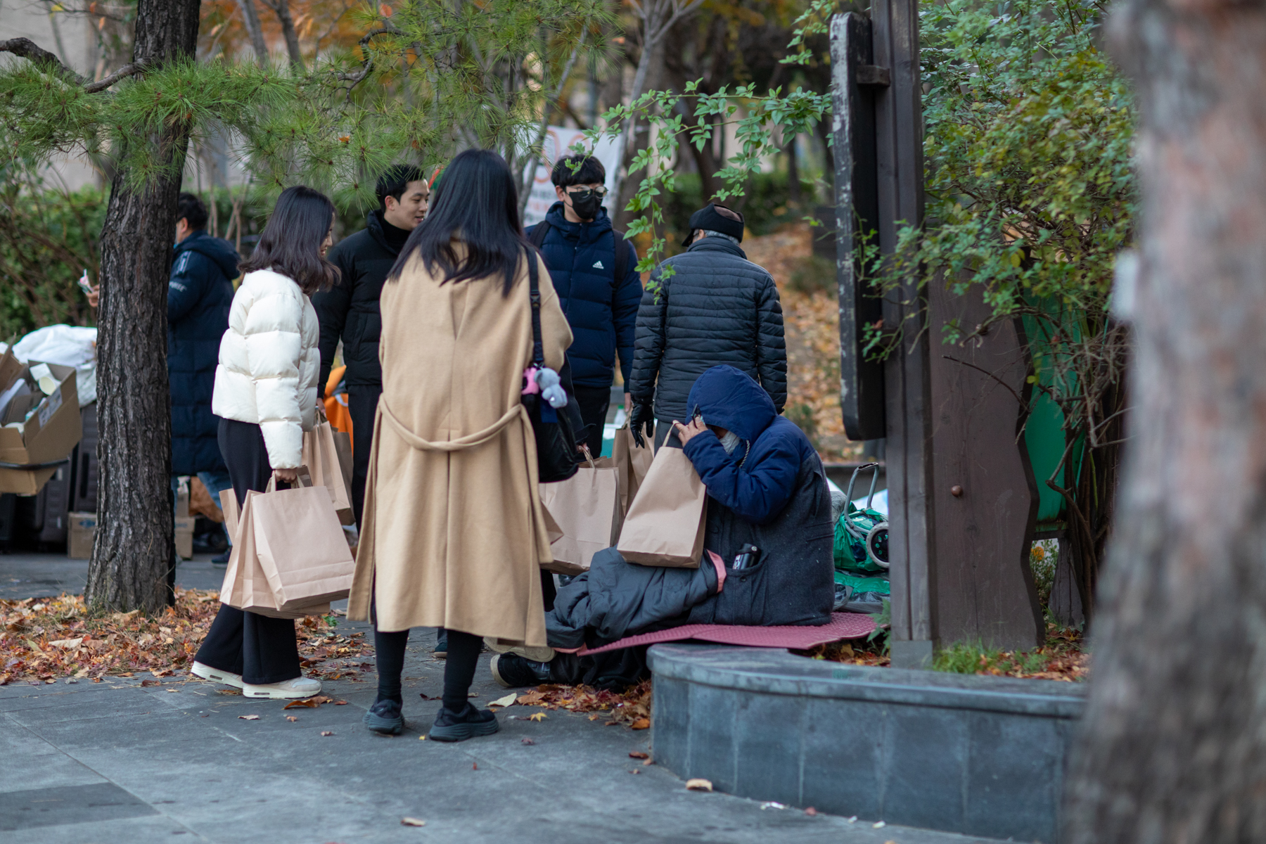 20251129-080911-mojinchan.jpg 20251129-080911-mojinchan.jpg