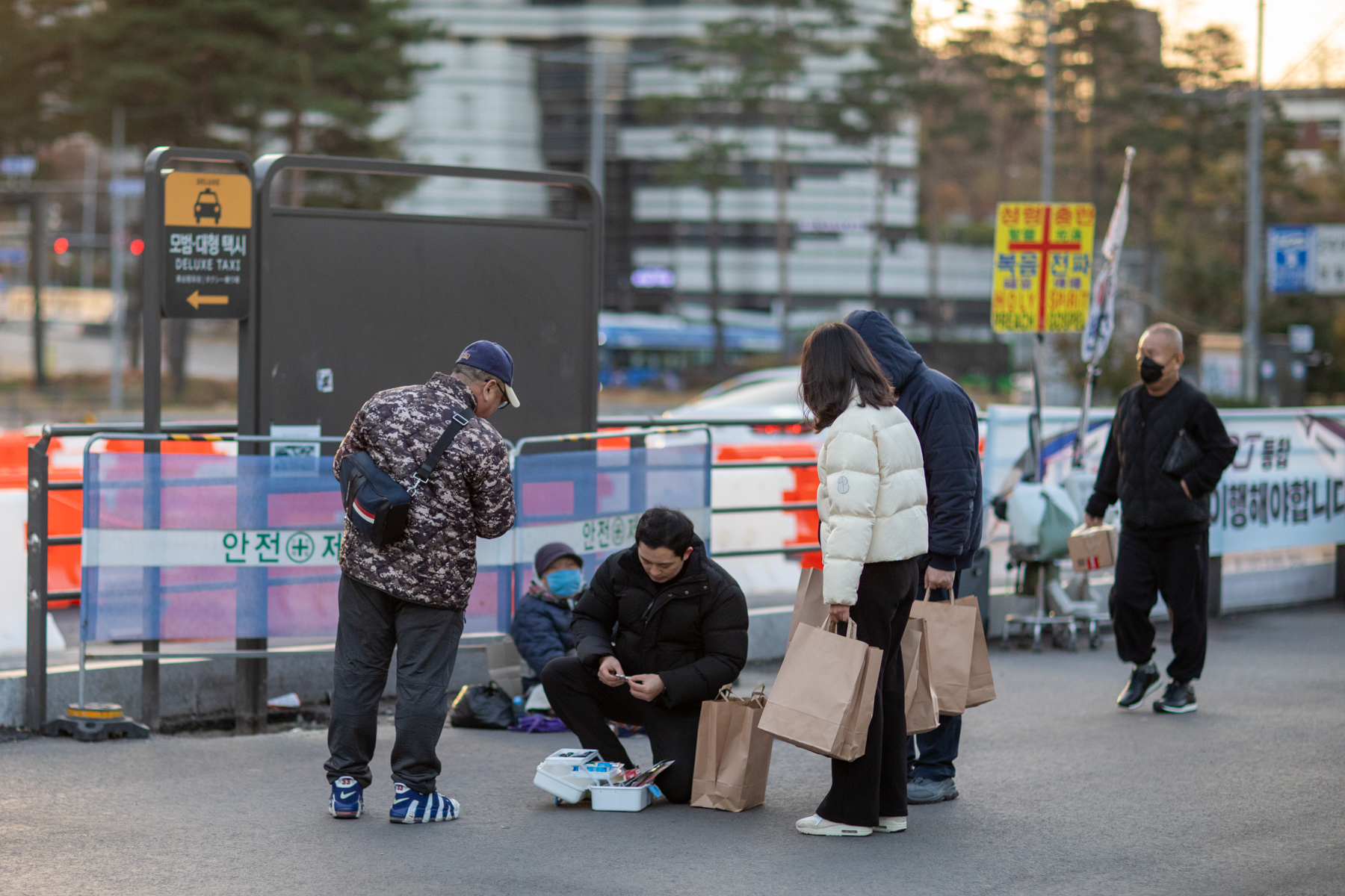 20251129-082317-mojinchan.jpg 20251129-082317-mojinchan.jpg