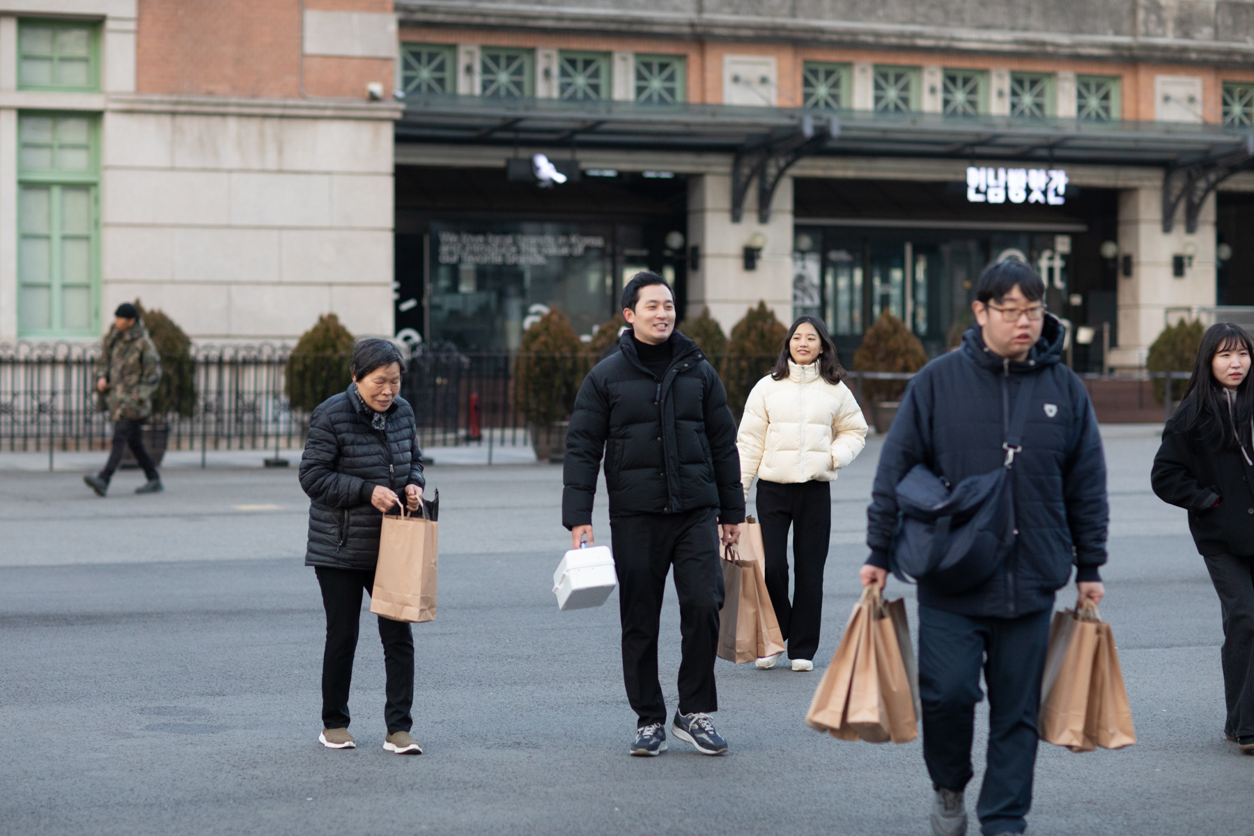 20251129-082818-mojinchan.jpg 20251129-082818-mojinchan.jpg