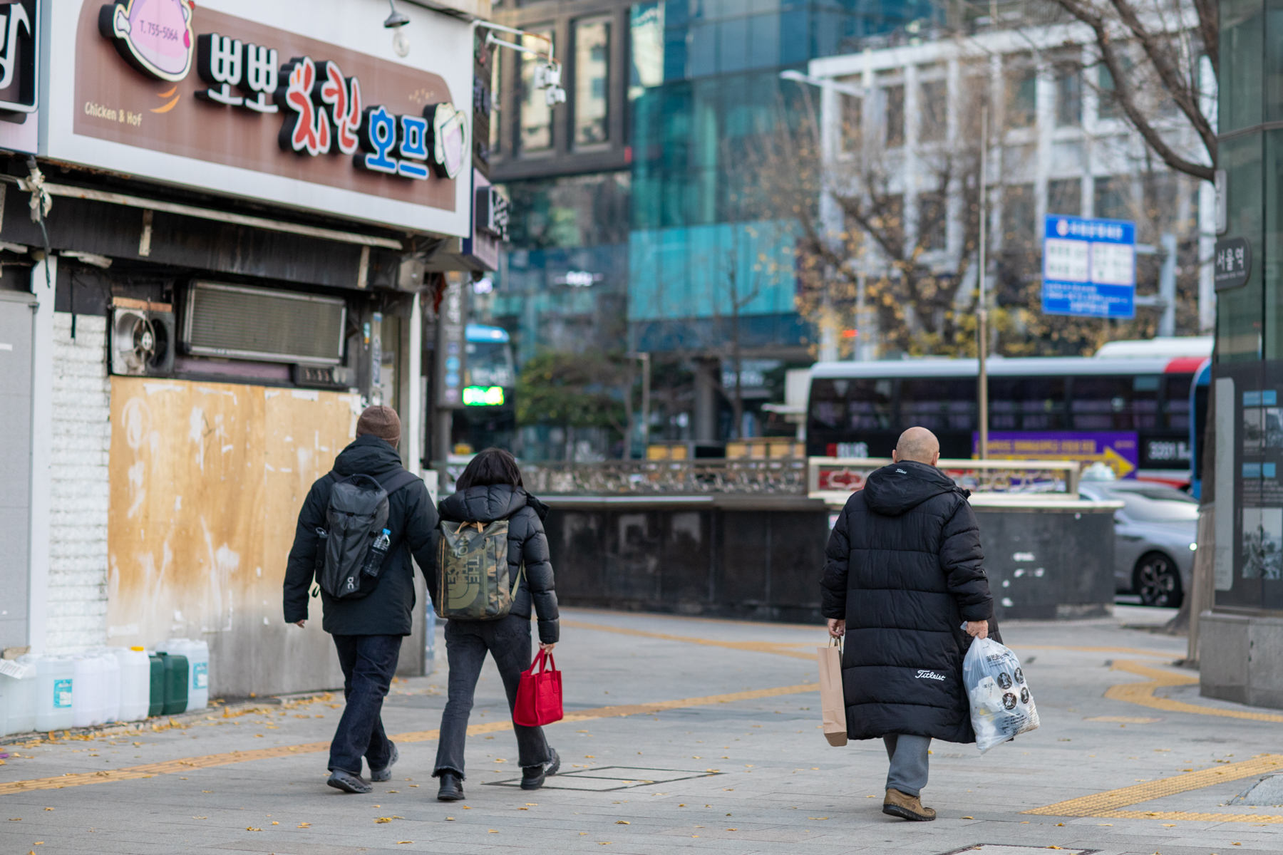 20251129-084430-mojinchan.jpg 20251129-084430-mojinchan.jpg