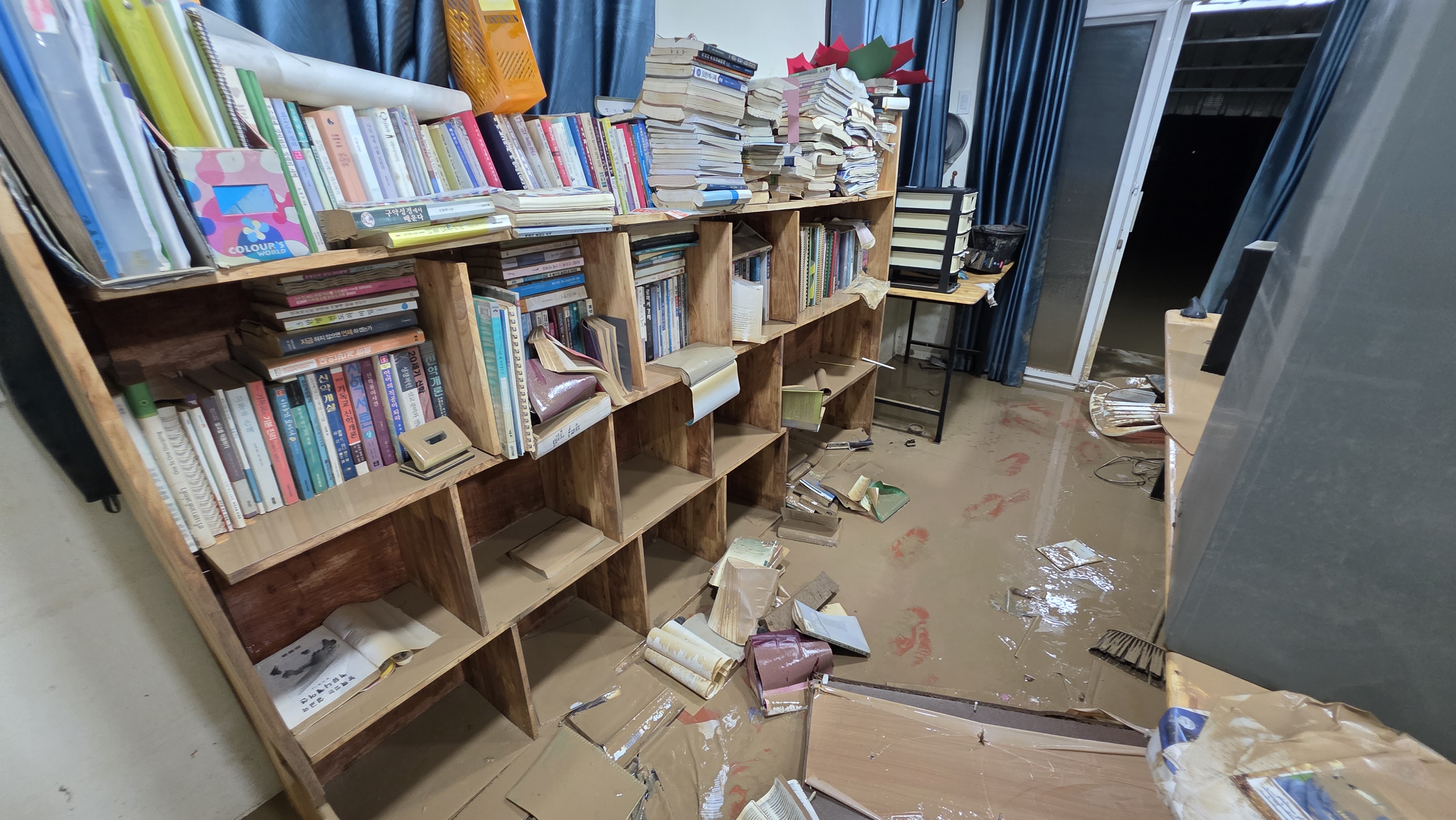 KakaoTalk_Photo_2025-12-01-23-33-52 009.jpeg KakaoTalk_Photo_2025-12-01-23-33-52 009.jpeg