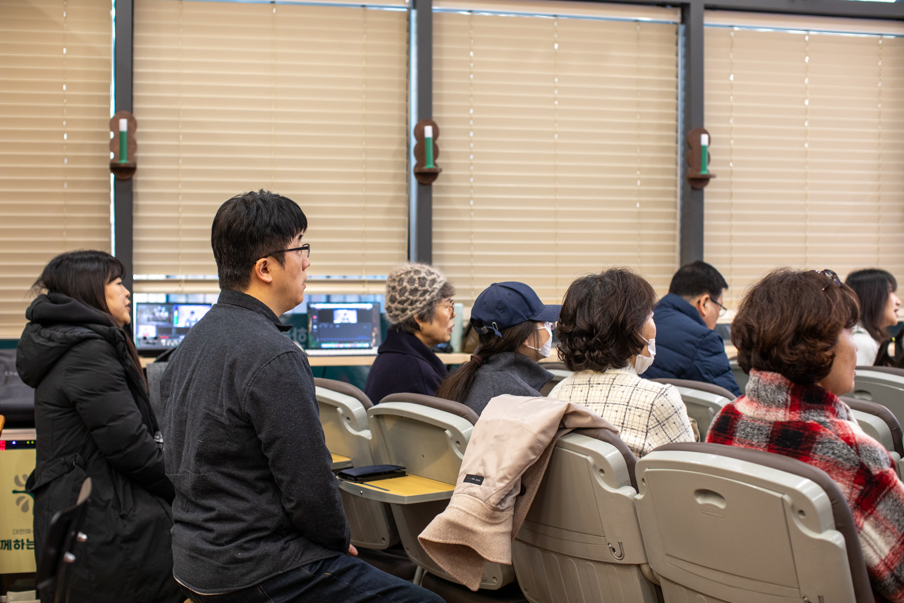 20251207-113652-mojinchan.jpg 20251207-113652-mojinchan.jpg