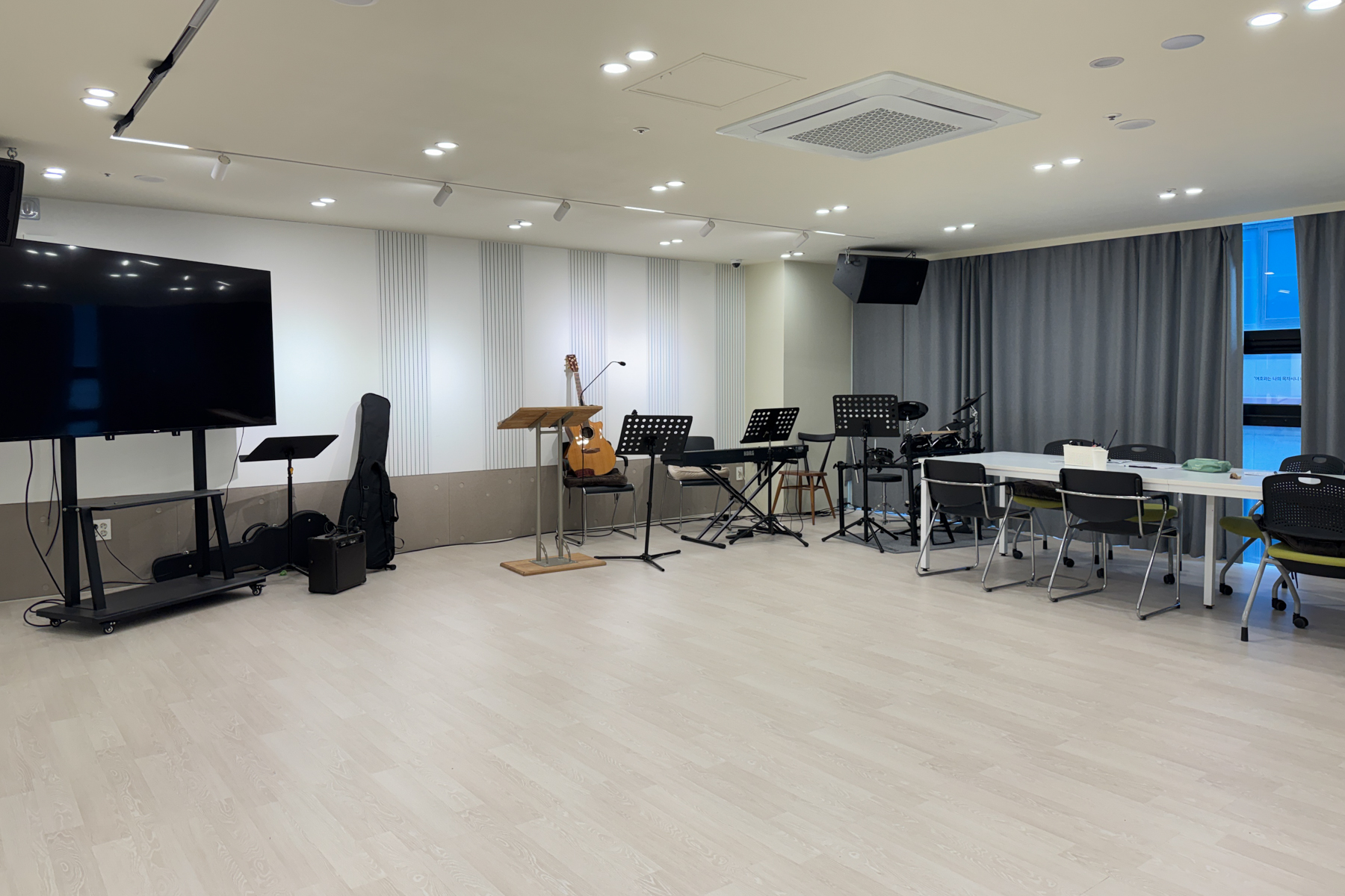 20251212-145105-mojinchan.jpg 20251212-145105-mojinchan.jpg