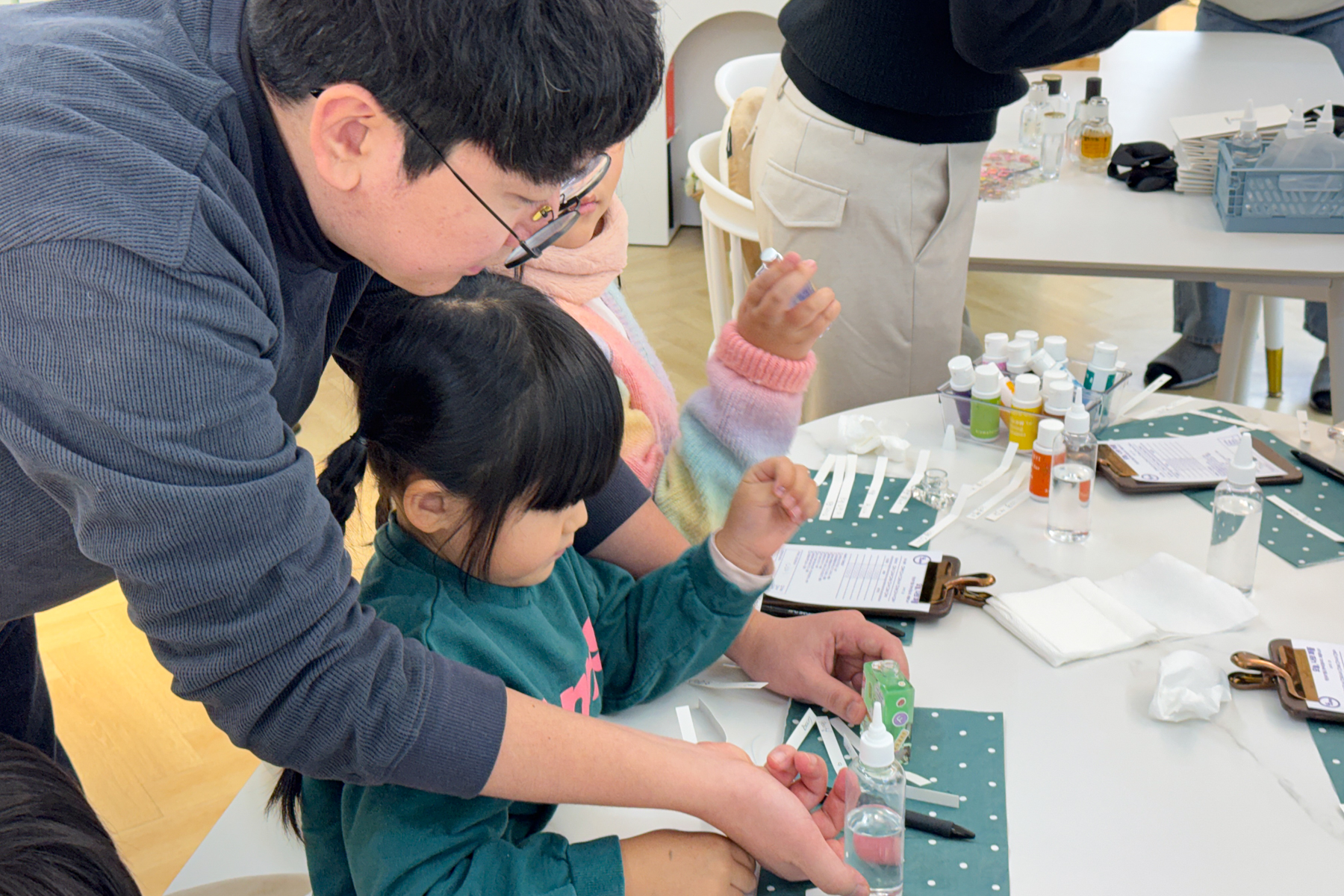 20251213-140126-mojinchan.jpg 20251213-140126-mojinchan.jpg