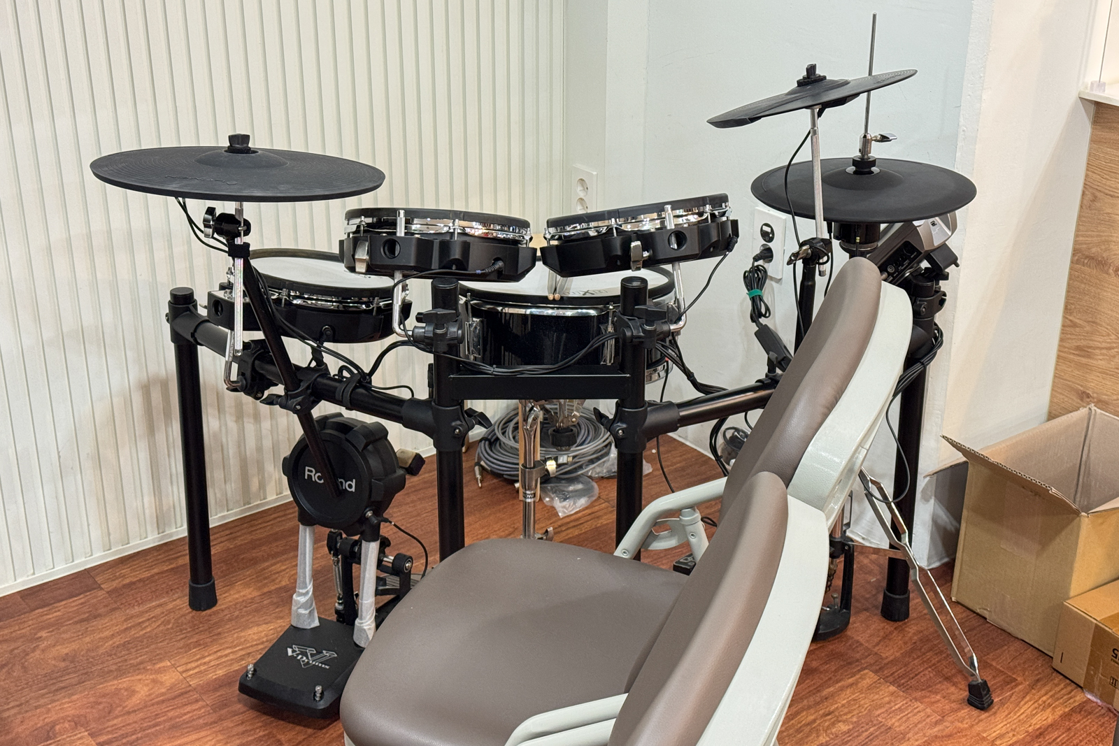 20260324-215307-mojinchan.jpg 20260324-215307-mojinchan.jpg