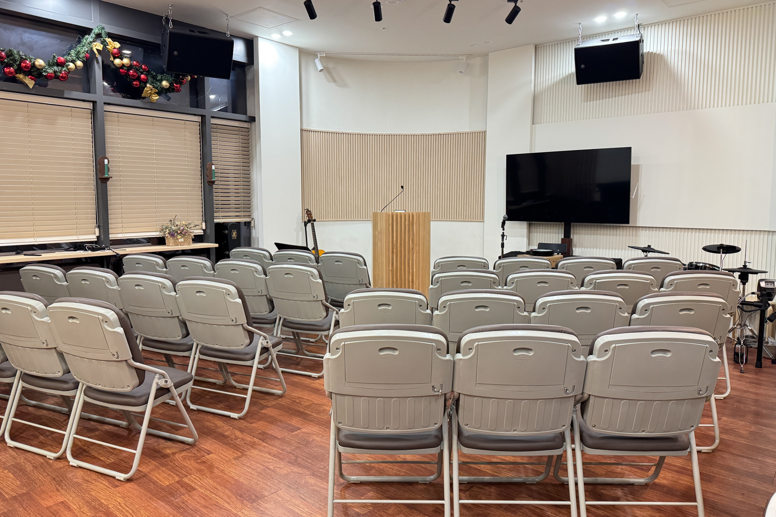 20260324-215402-mojinchan.jpg 20260324-215402-mojinchan.jpg